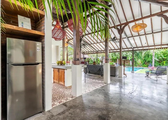 Sunset - Tropical 3bdrs Next To Cashew Tree - Bingin Villa