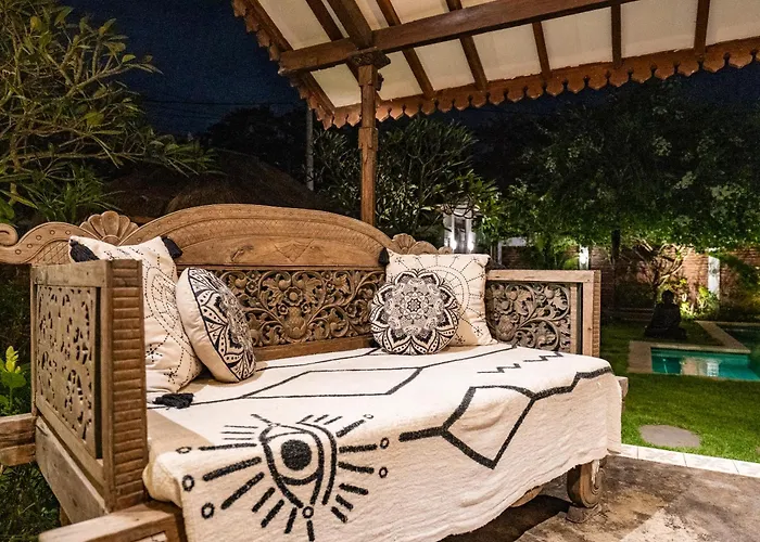 Sunset - Tropical 3bdrs Next To Cashew Tree - Bingin Villa
