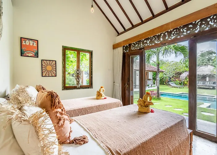 Sunset - Tropical 3bdrs Next To Cashew Tree - Bingin Villa